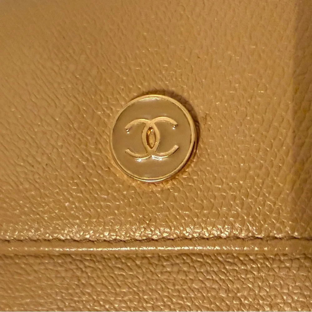 CHANEL COIN CASE WALLET TAN CALFSKIN LEATHER GOLD TONE COCO SNAP AUTHENTIC CARD - Picture 5 of 15